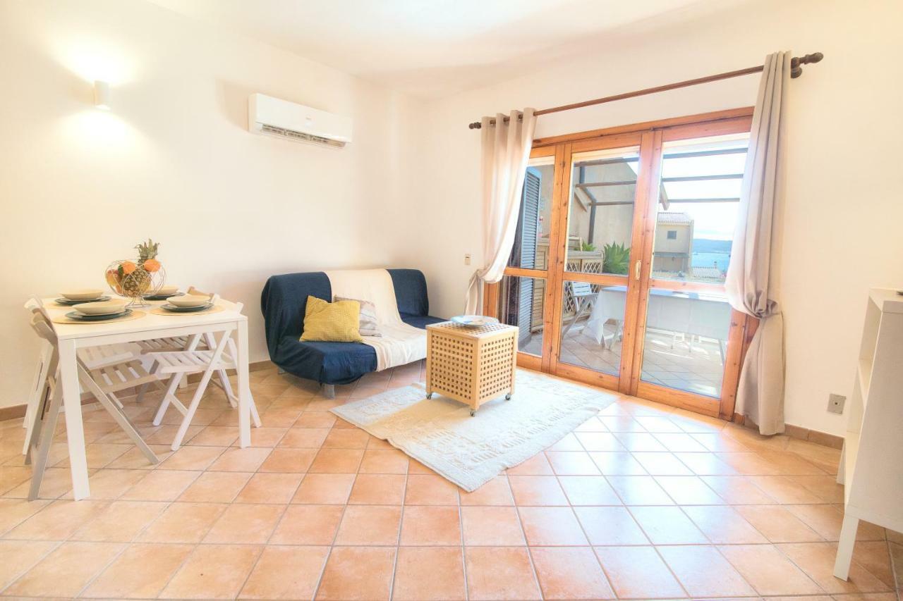 Homey Experience - Green Design Apartment La Maddalena  Buitenkant foto