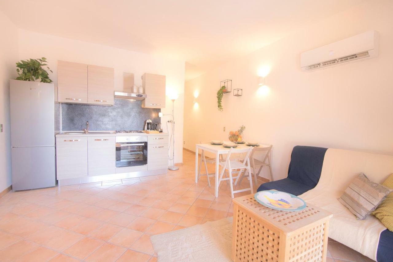 Homey Experience - Green Design Apartment La Maddalena  Buitenkant foto